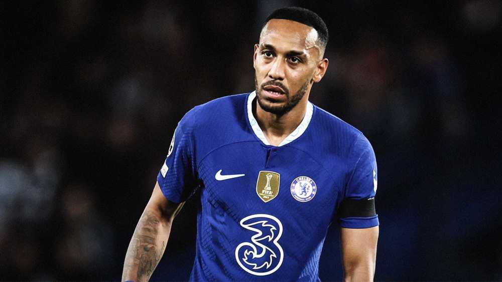  法国国脚转会英超引发连锁反应效应  